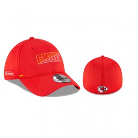 Kansas City Chiefs Red 2020 NFL Summer Sideline Flex 39THIRTY Hat